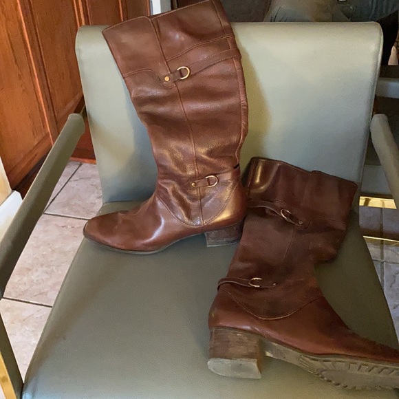 Joan & David tall boots - Picture 5 of 11